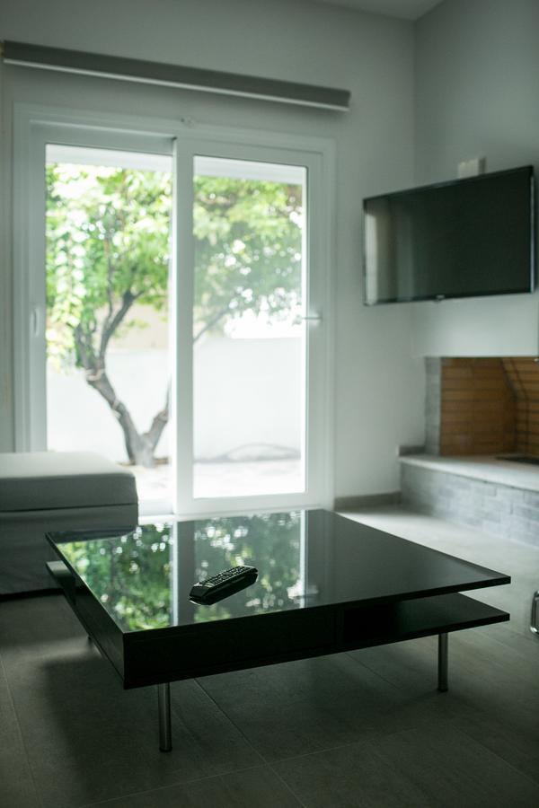 Minimal Residence Near The Beach Loutraki  Ngoại thất bức ảnh